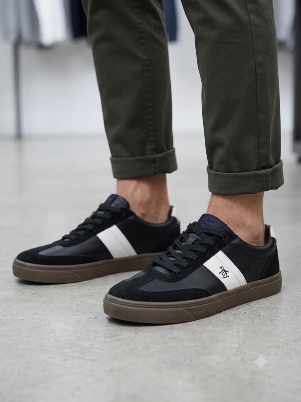 Original Penguin Men's Black Court Sneakers NWT Size 9.5 - Picture 1 of 6